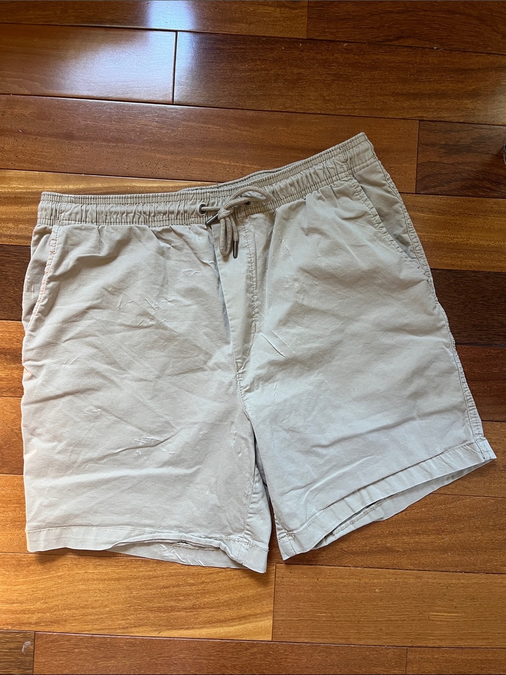 American Eagle Tan Flex Shorts Men’s medium